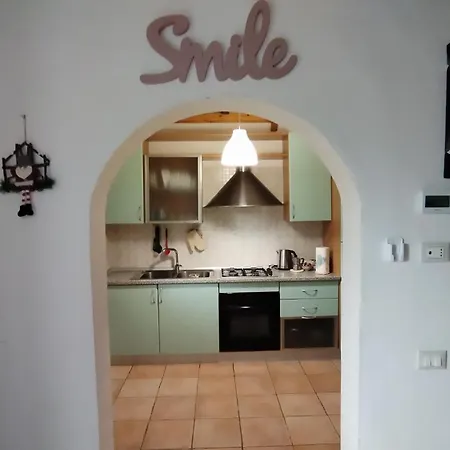 Il Sorriso: Private Ground Floor